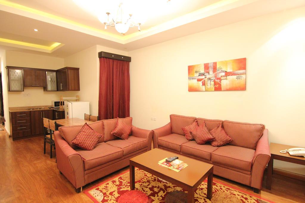 Towlan Hotel Suites 1 리야드 객실 사진