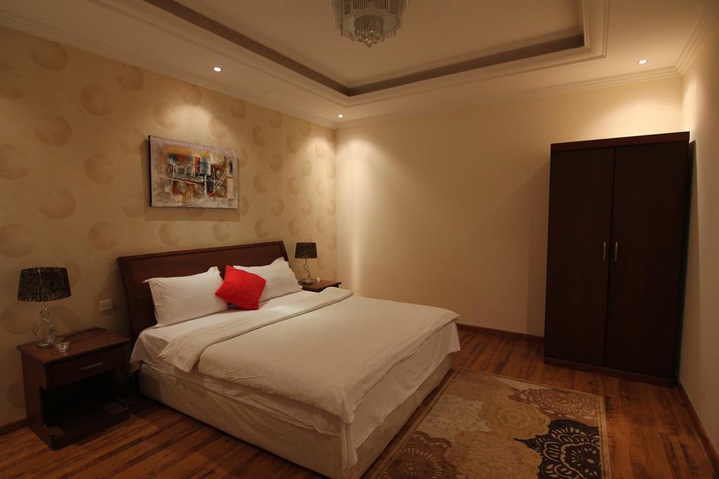 Towlan Hotel Suites 1 리야드 외부 사진