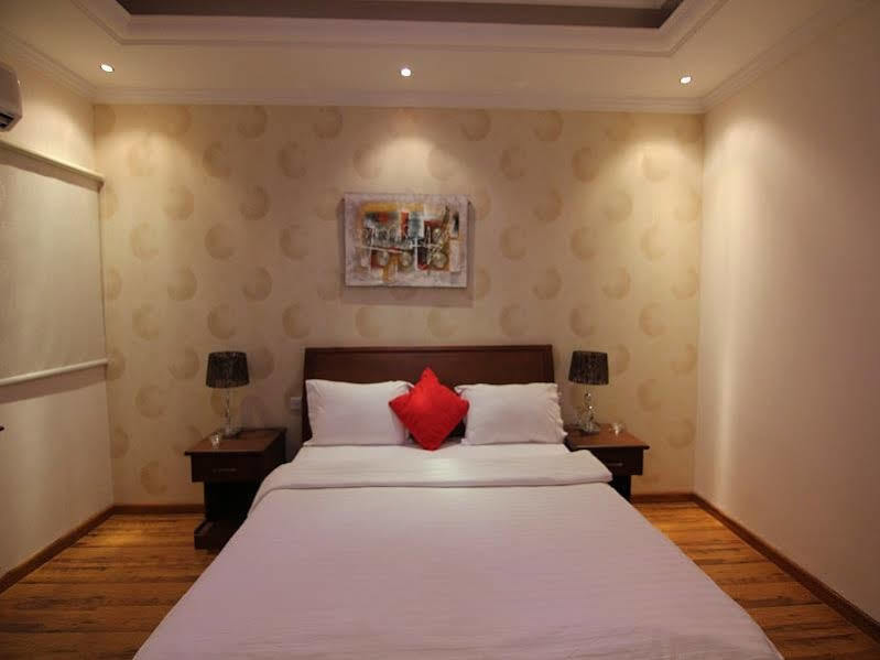 Towlan Hotel Suites 1 리야드 외부 사진